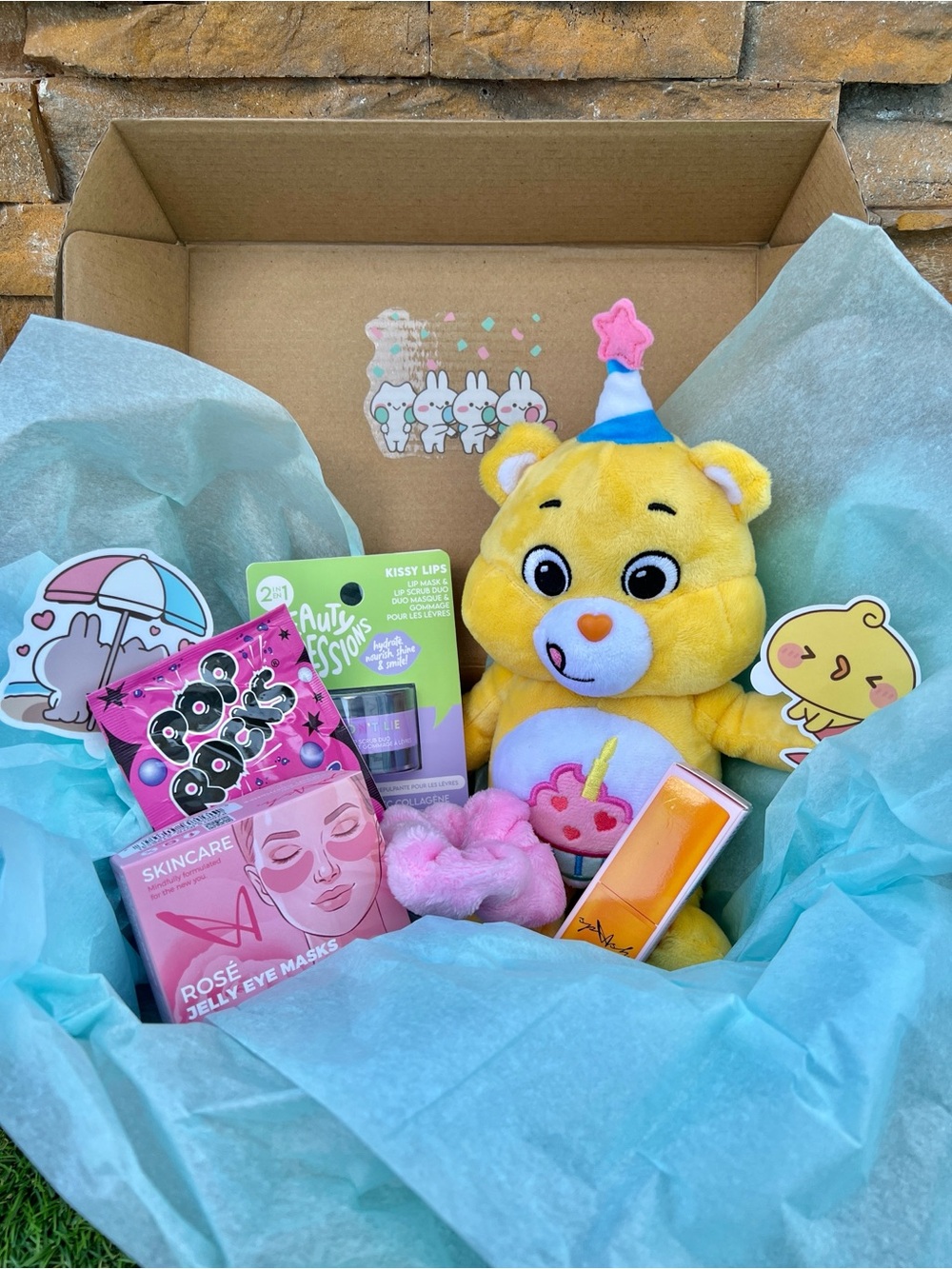 Care Bears plush special BIRTHDAY PARTY BOX!!! 🎉 Fun Tween Teen Bestie gift 💝 🎂
